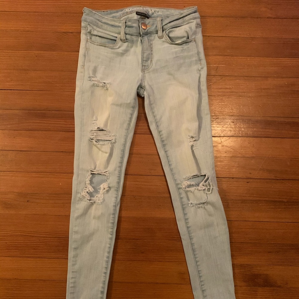 AEO Ripped Skinny Jeans